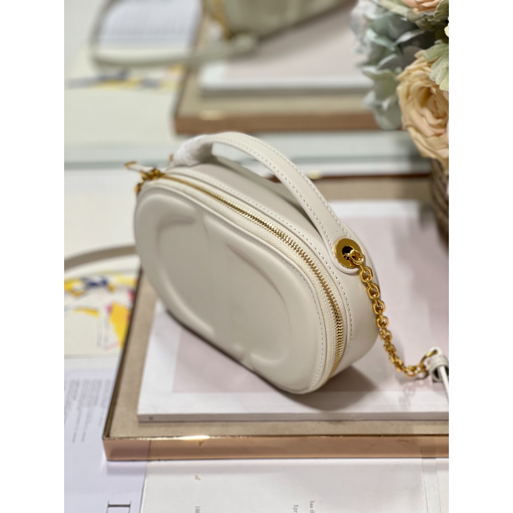 Dior montaigne 18*6*11cm white Bags