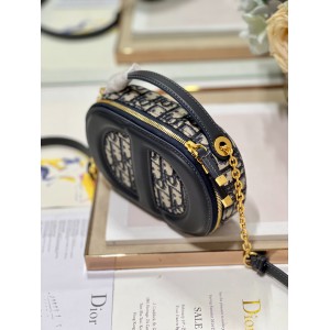 Dior montaigne 18*6*11cm oblique Bags