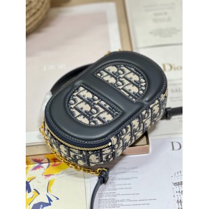 Dior montaigne 18*6*11cm oblique Bags
