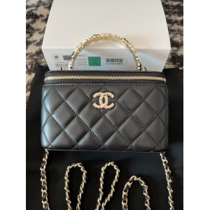 Chanel lampskin 17cm 