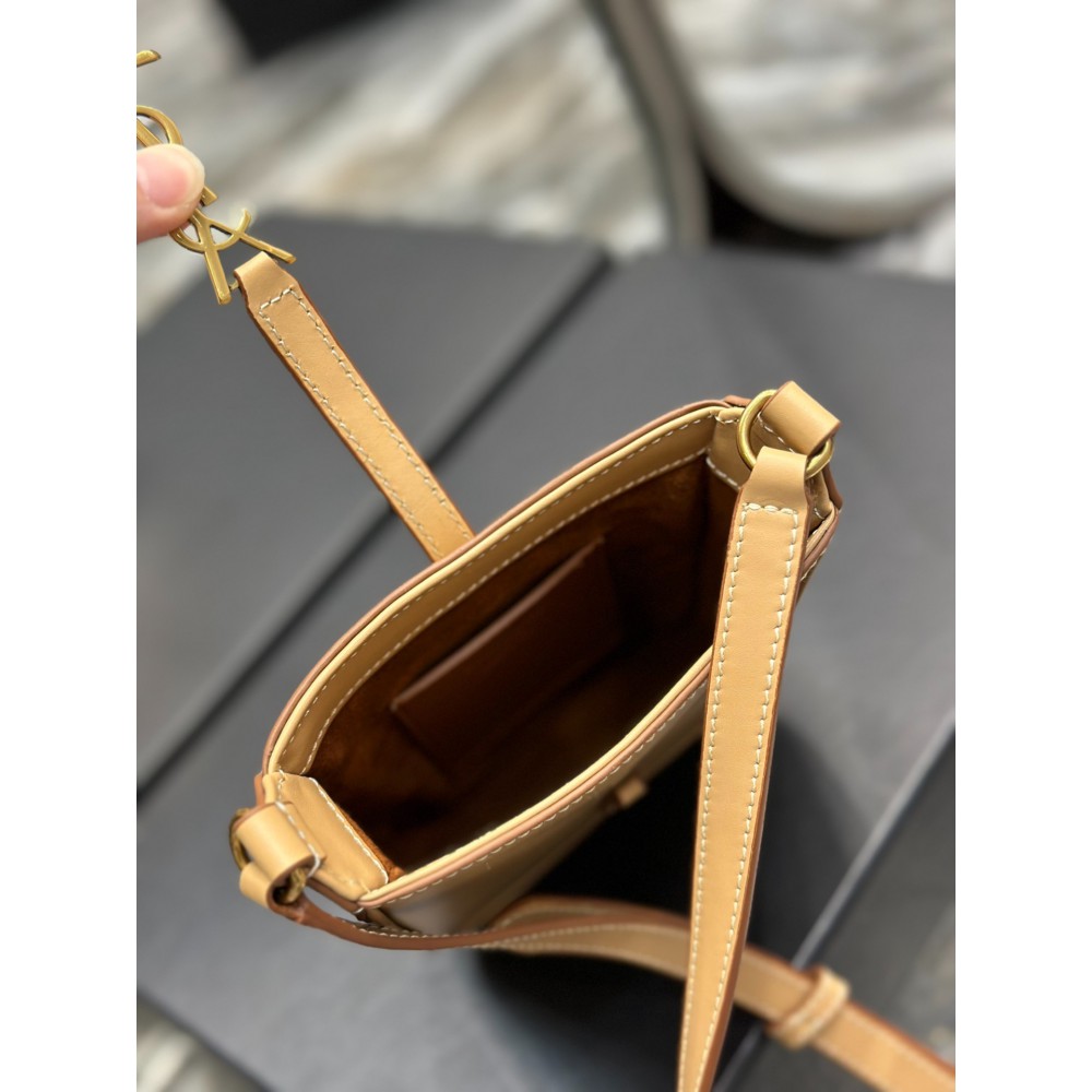 Ysl le 5a7 18×13.5×3.5cm Bags