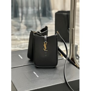 Ysl le 5a7 18×13.5×3.5cm black Bags
