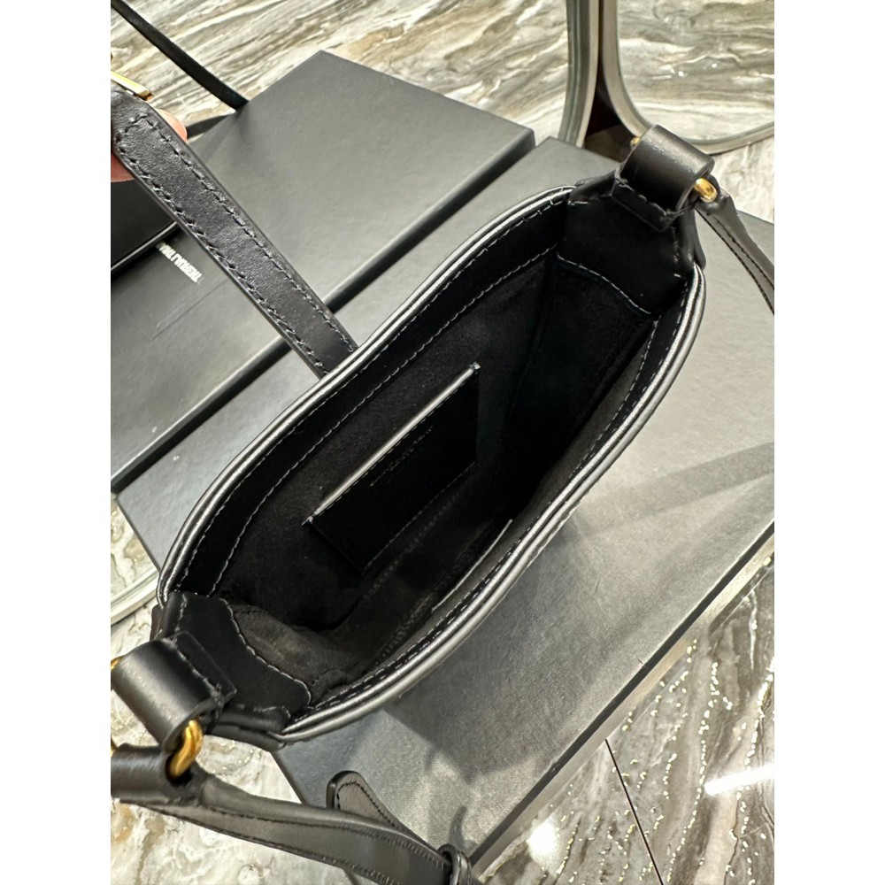 Ysl le 5a7 18×13.5×3.5cm black Bags