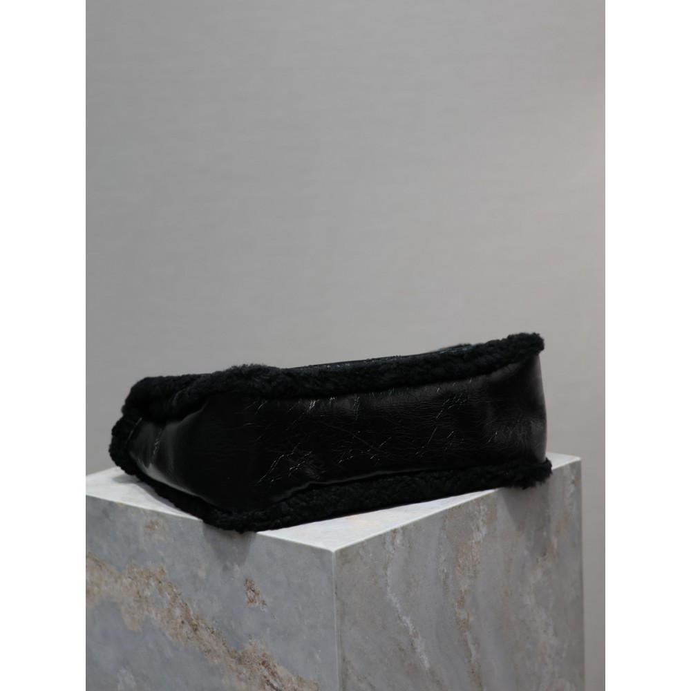 Ysl niki 28×20.5×8.5cm black fur Bags