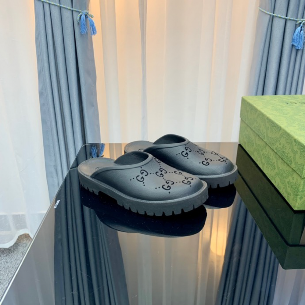 Gucci rubber clogs low heel Shoes