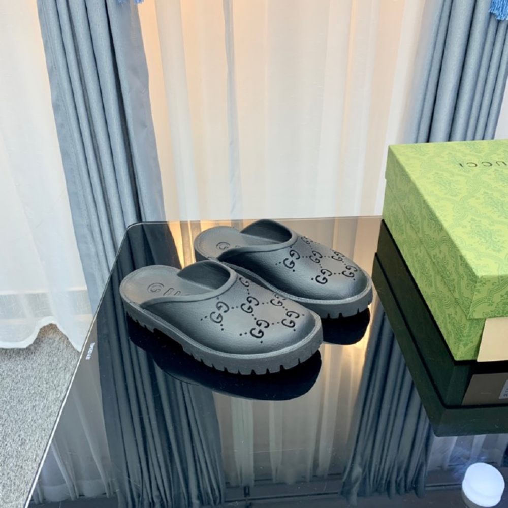 Gucci rubber clogs low heel Shoes