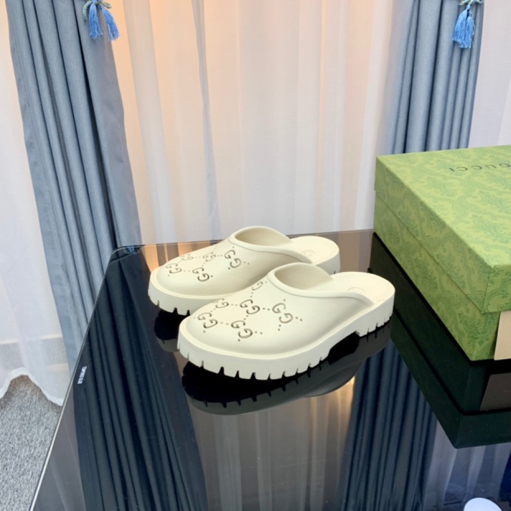 Gucci rubber clogs low heel Shoes
