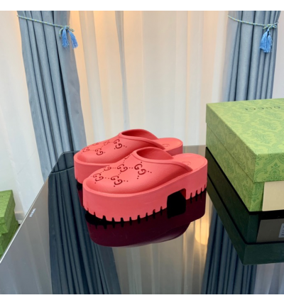 Gucci rubber clogs high heel red