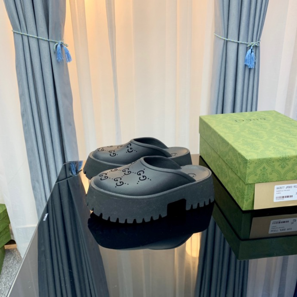 Gucci rubber clogs high heel black Shoes