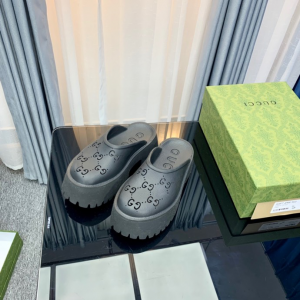 Gucci rubber clogs high heel black Shoes
