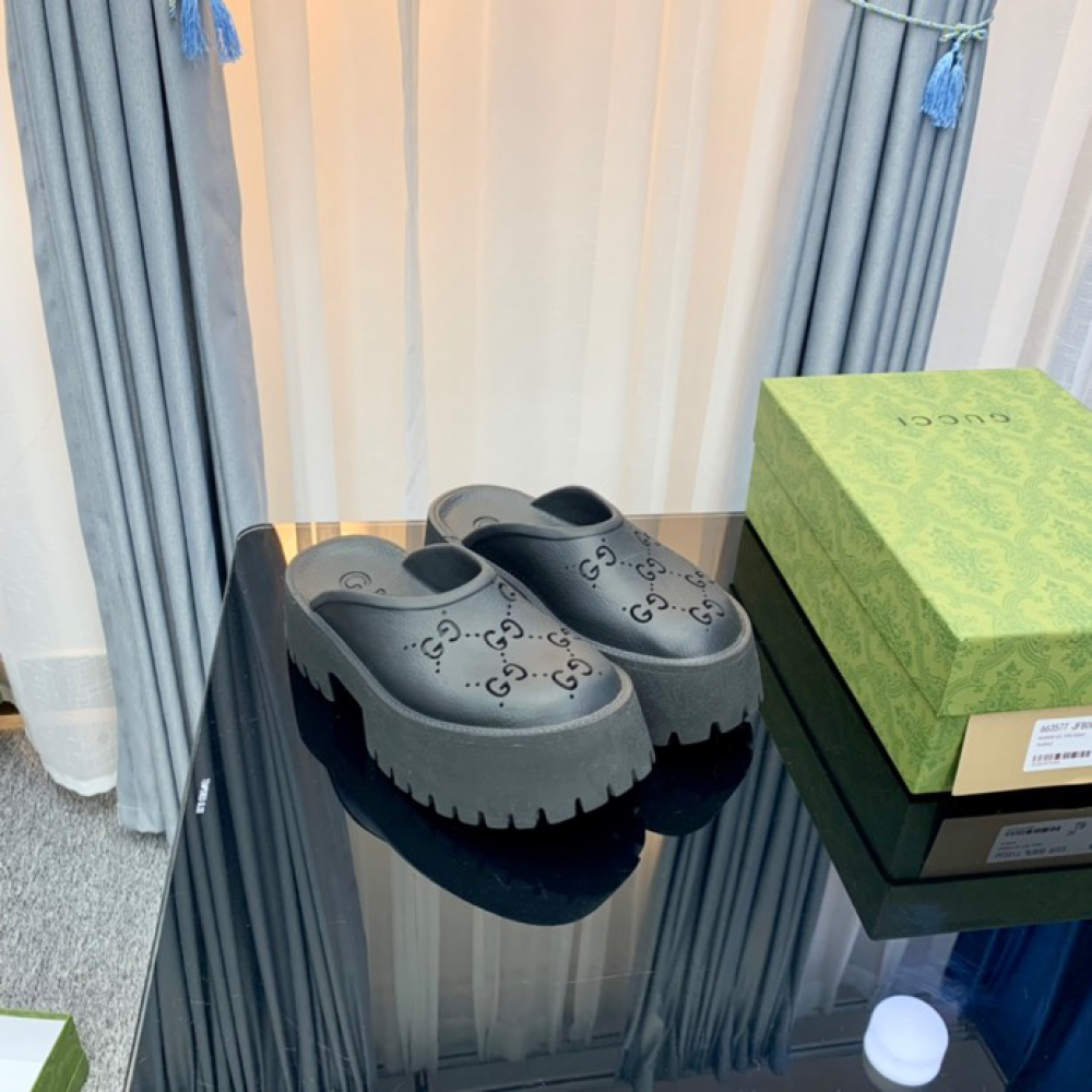 Gucci rubber clogs high heel black Shoes