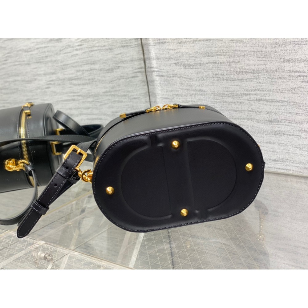 Dior signature vanity 24x14x18cm Bags