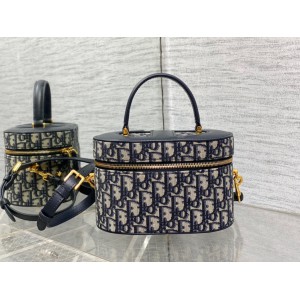 Dior signature vanity 24x14x18cm Bags