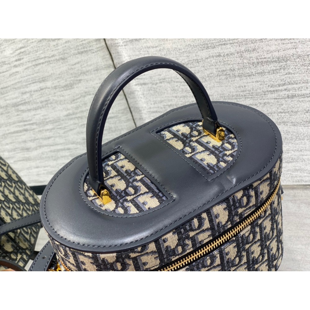 Dior signature vanity 24x14x18cm Bags