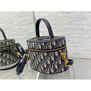Dior signature vanity 24x14x18cm Bags
