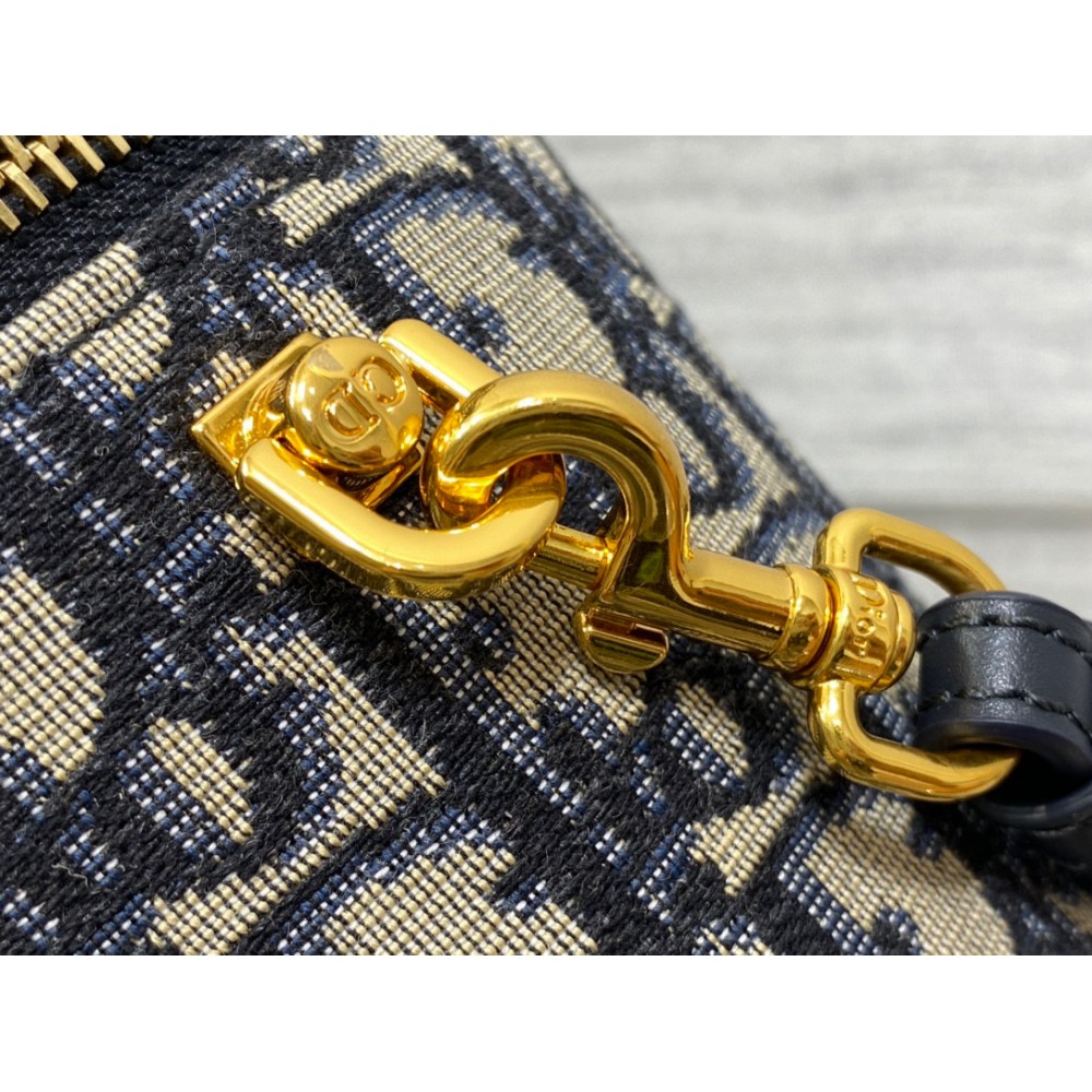 Dior signature vanity 24x14x18cm Bags