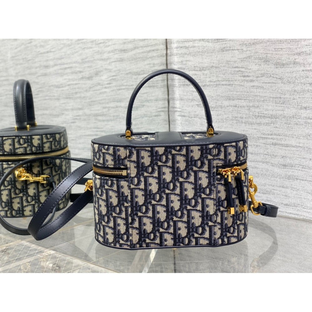 Dior signature vanity 24x14x18cm Bags