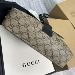 Gucci messenger bag 25.5x26x6cm Bags