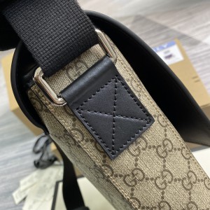 Gucci messenger bag 25.5x26x6cm Bags