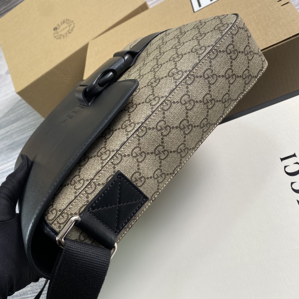 Gucci messenger bag 25.5x26x6cm Bags