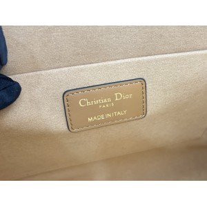 Christian dior new 2024 28*30*18 cm brown Bags