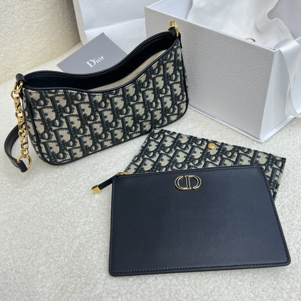 Dior oblique clutch 21*13*5 Bags
