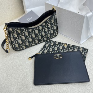 Dior oblique clutch 21*13*5 Bags
