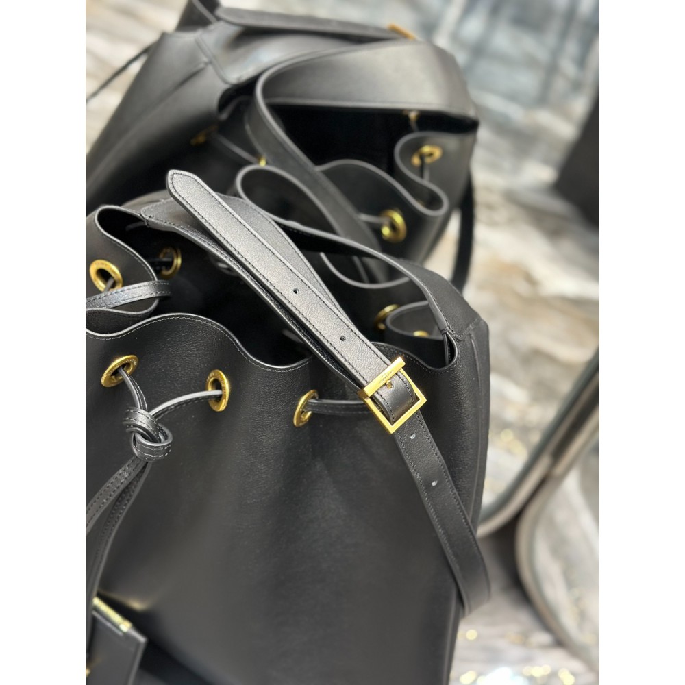 Ysl PARIS VII LARGE FLAT HOBO BAG IN SMOOTH LEATHER 44 X 33 X 2 CM Bags