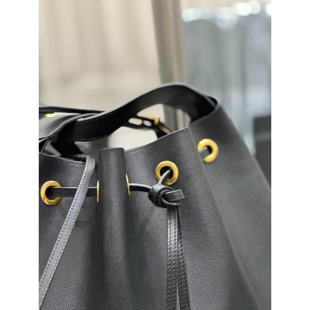 Ysl PARIS VII LARGE FLAT HOBO BAG IN SMOOTH LEATHER 44 X 33 X 2 CM Bags