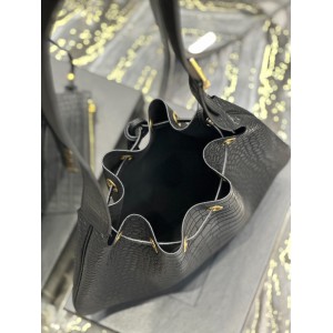 Ysl PARIS VII LARGE FLAT HOBO BAG IN CROCO LEATHER 44 X 33 X 2 CM Bags