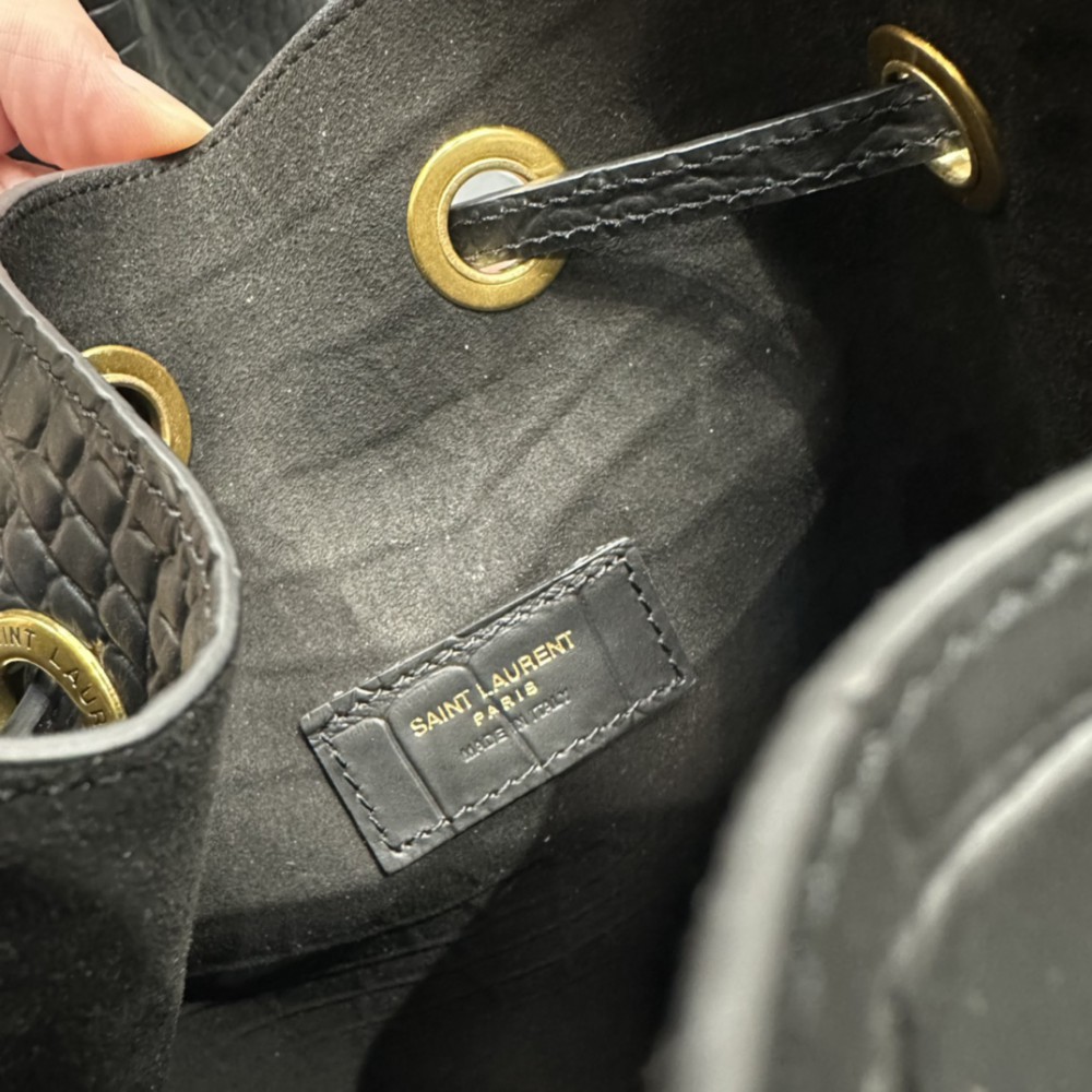 Ysl PARIS VII LARGE FLAT HOBO BAG IN CROCO LEATHER 44 X 33 X 2 CM Bags