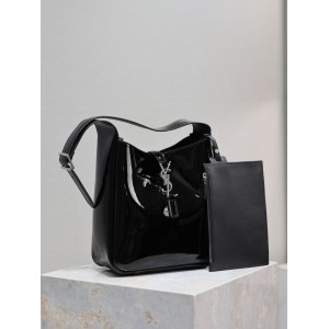 Ysl le 5a7 23×22×8.5cm black in pattent leather Bags
