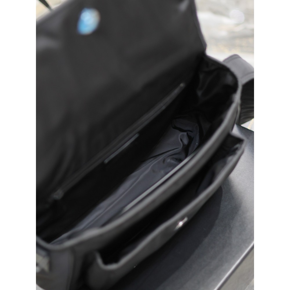 Ysl NIKI MESSENGER IN ECONYL 28x20cm Bags