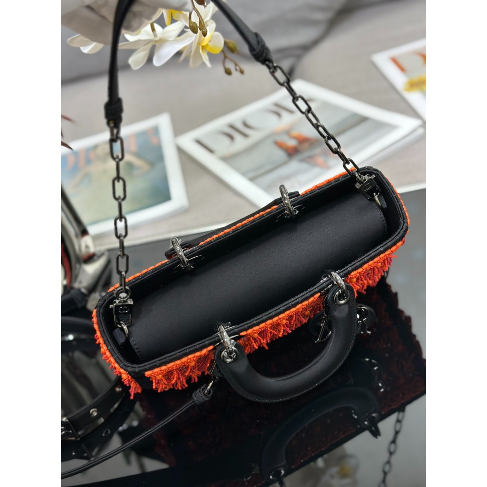 Christian Dior M0540 Lady D-Joy bag 2024 Bags