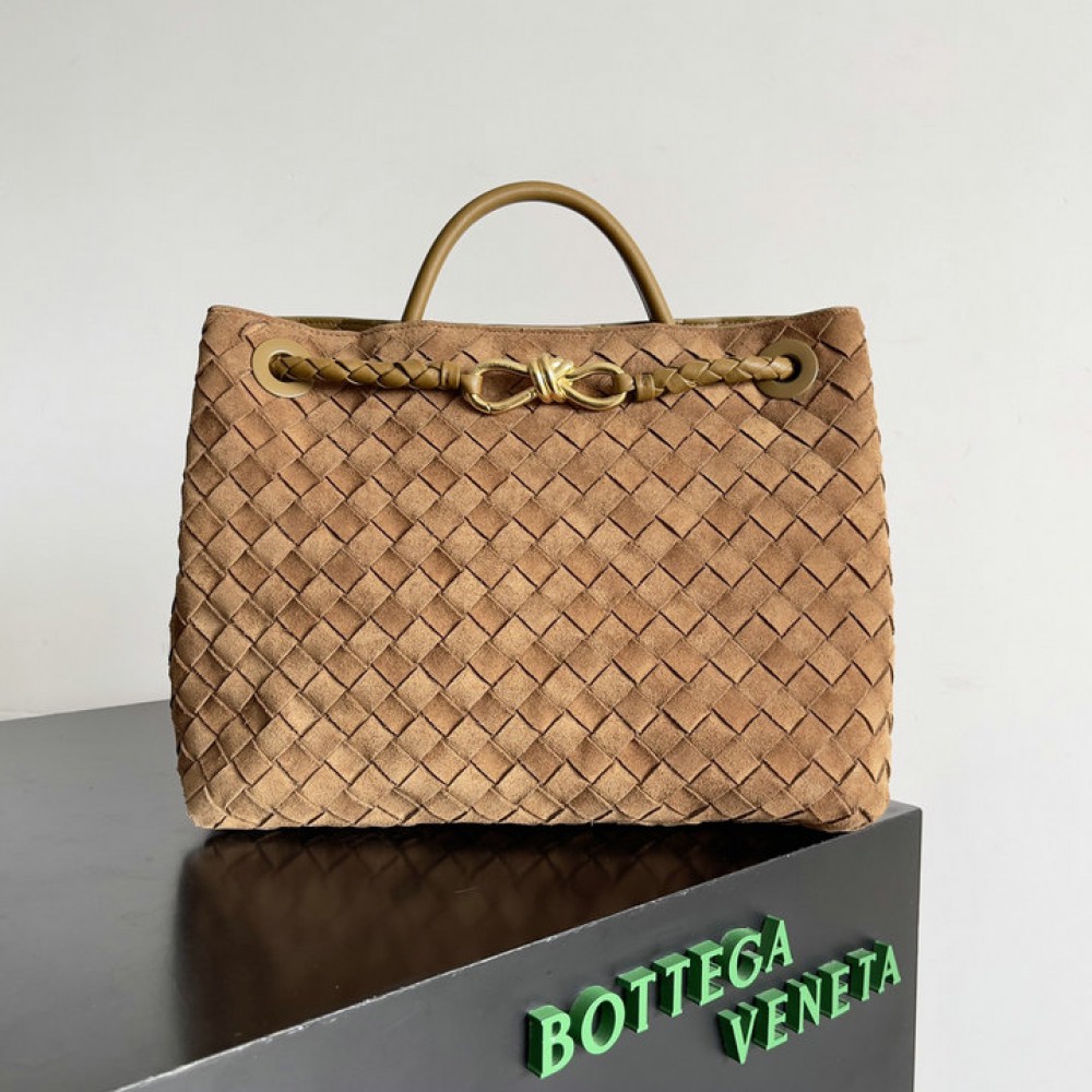 Bottega veneta andiamo medium Andiamo 32x25cm Acorn suede Bags