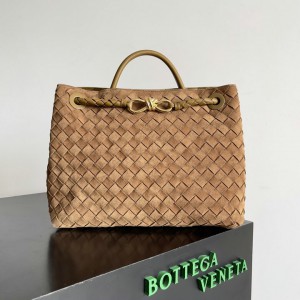 Bottega veneta andiamo medium Andiamo 32x25cm Acorn suede Bags