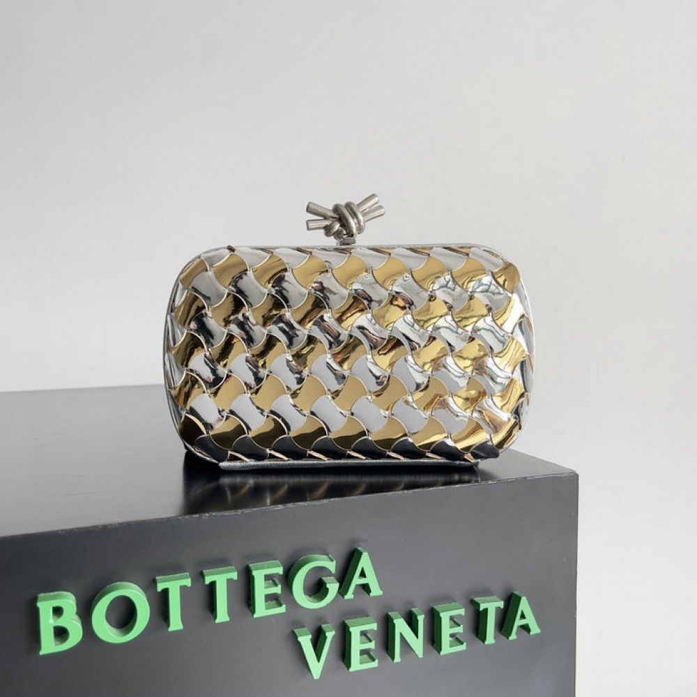 Bottega venetta knot 19x11.5cm silver gold 