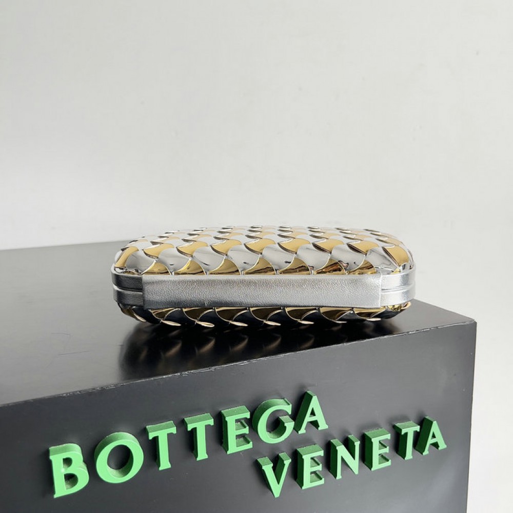 Bottega venetta knot 19x11.5cm silver gold 