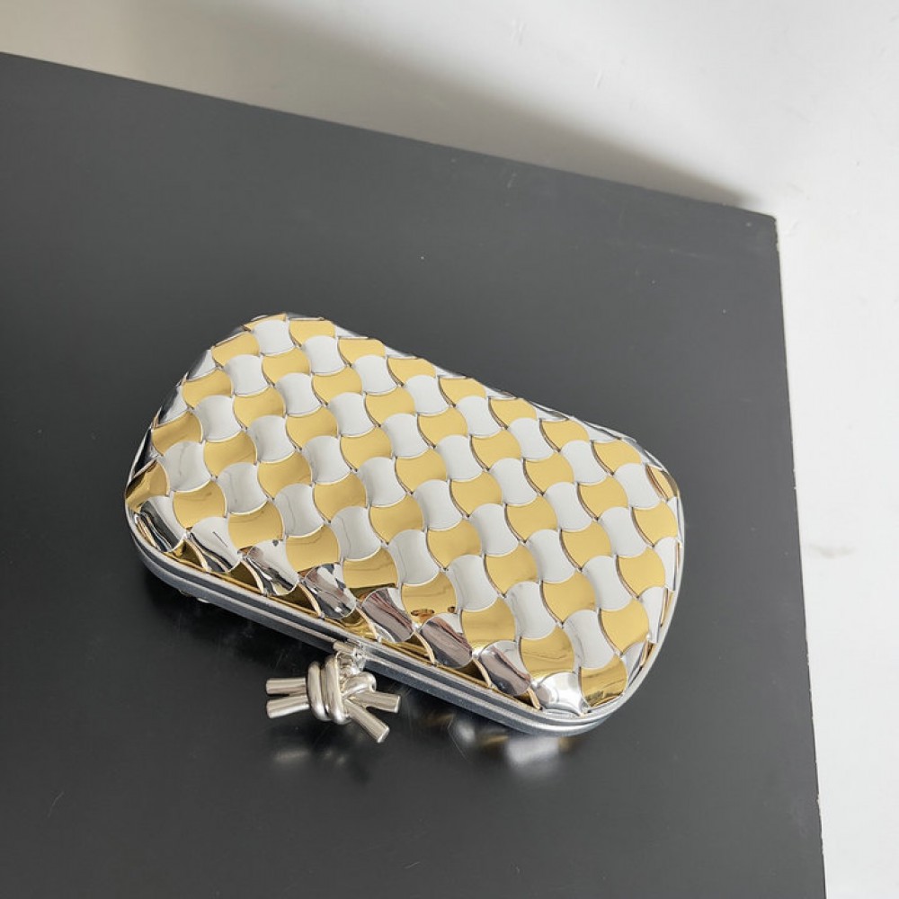 Bottega venetta knot 19x11.5cm silver gold 
