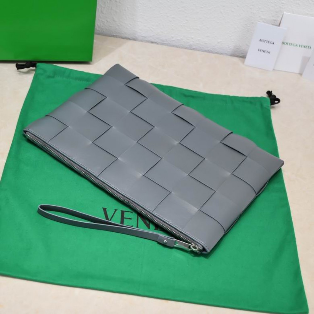 Bottega veneta Large Cassette Pouch 35x25x1cm Thunder Bags