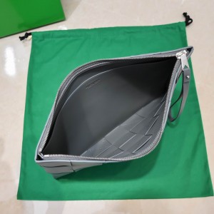 Bottega veneta Large Cassette Pouch 35x25x1cm Thunder Bags