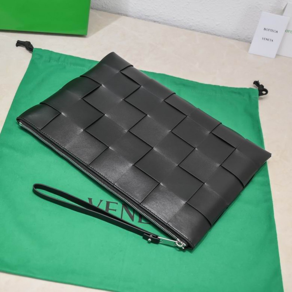 Bottega veneta Large Cassette Pouch 35x25x1cm black Bags