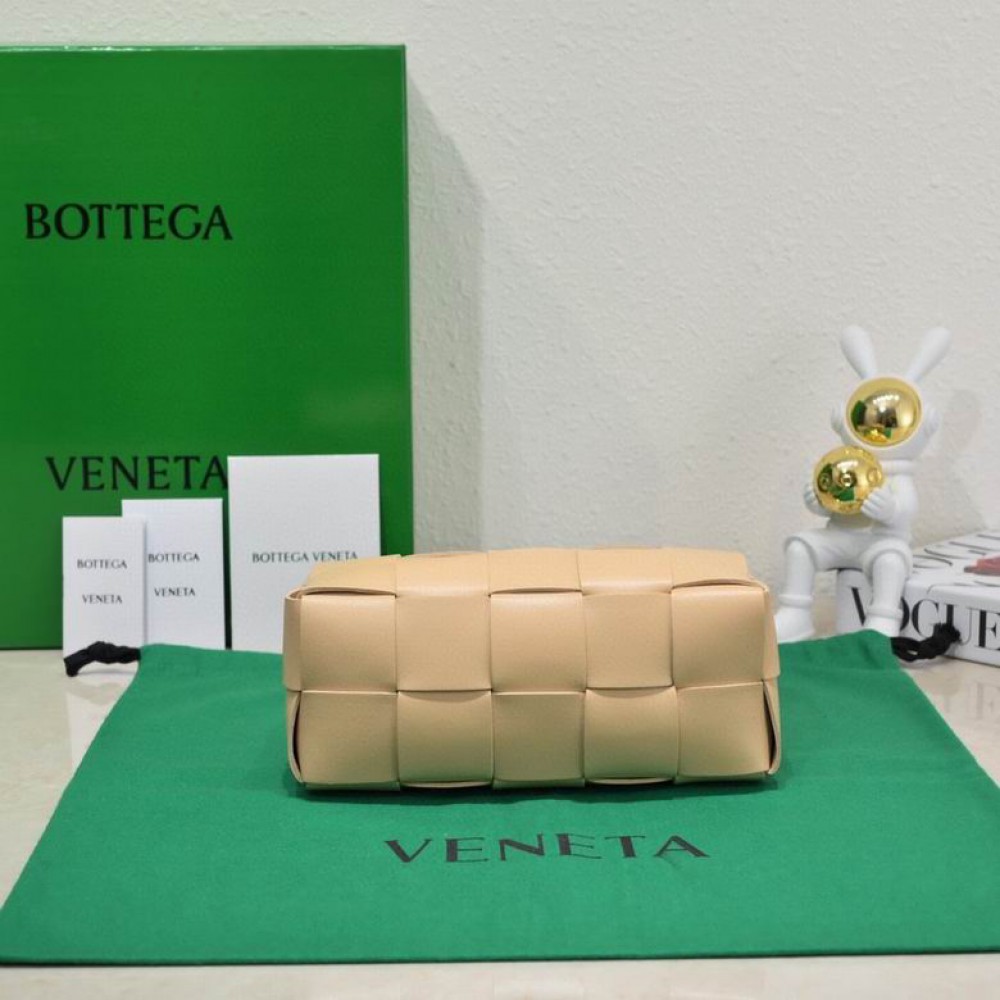Bottega veneta Small Brick Cassette 23.5x10x10cm porridge Bags