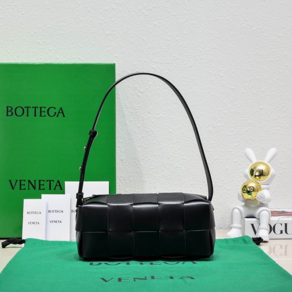 Bottega veneta Small Brick Cassette 23.5x10x10cm black Bags