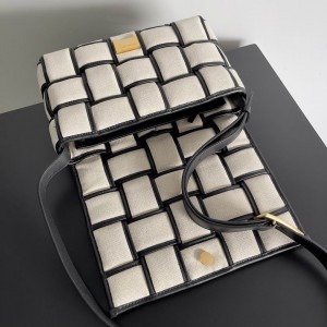Bottega veneta padded cassette 26x18cm Bags