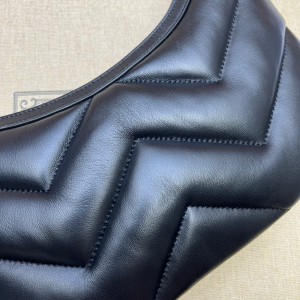 GUCCI MARMONT SMALL SHOULDER BAG 26X17X4CM BLACK Bags