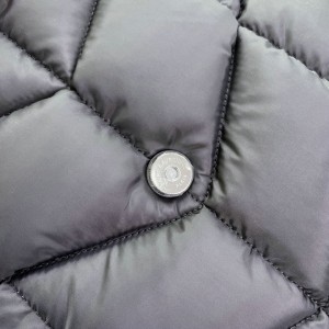 Ysl PUFFER MESSENGER BAG IN ECONYL REGENERATED NYLON 34x27x12cm 