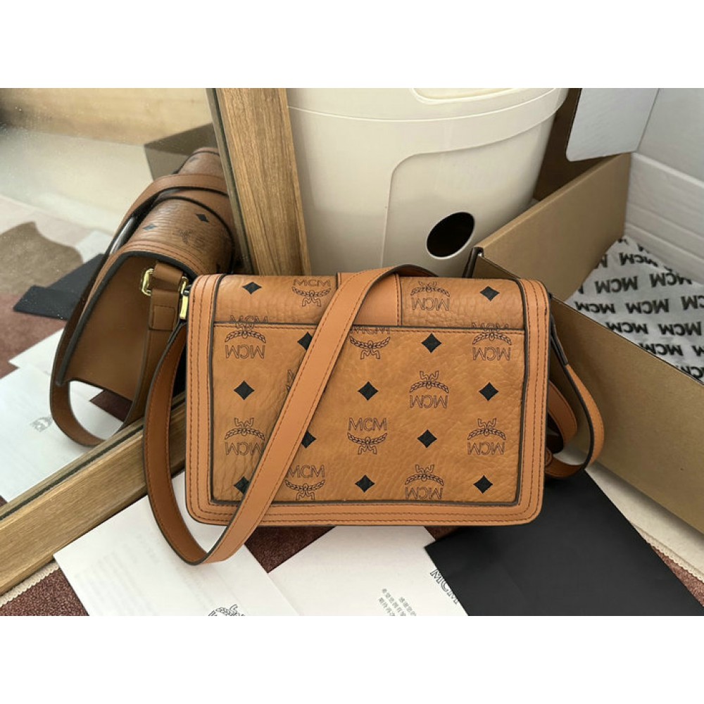 MCM TRACY SHOULDER BAG IN VISETOS 5.5 x 22.0 x 15.5 cm Bags