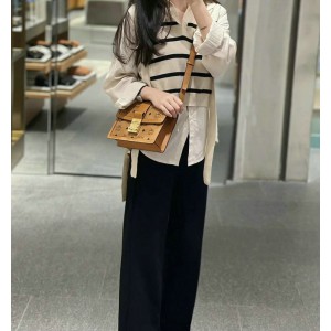 MCM TRACY SHOULDER BAG IN VISETOS 5.5 x 22.0 x 15.5 cm Bags