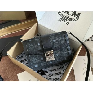 MCM TRACY SHOULDER BAG IN VISETOS 5.5 x 22.0 x 15.5 cm NOIR Bags